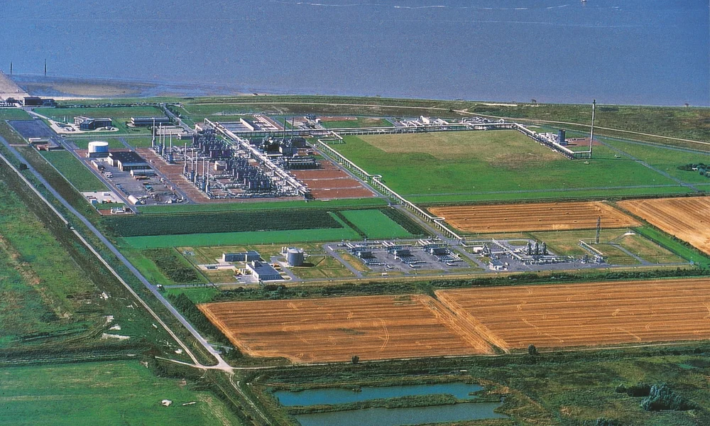 emden1_web.jpg