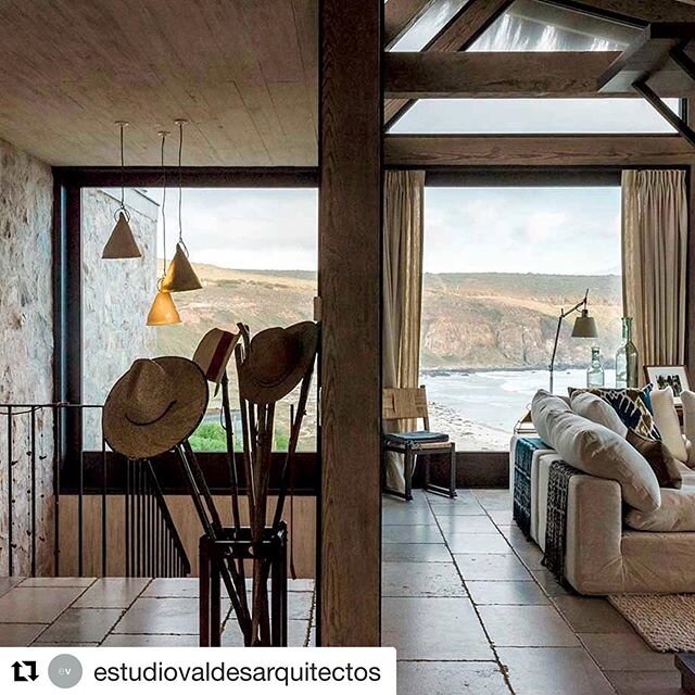 Gracias @estudiovaldesarquitectos  por publicar esta preciosa foto de este trabajo que hicimos juntos hace ya un par de años. Gran experiencia y agrado trabajar con ustedes !
&bull;
&bull;
Arquitectos: L. VALDES @cicruz .
📷 @zeube 
#estudiovaldesar