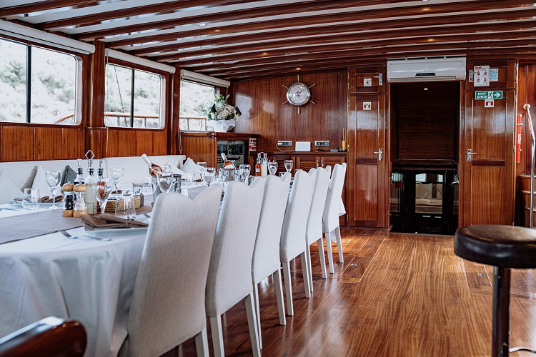 Lycian-Queen (Sized) (7).png