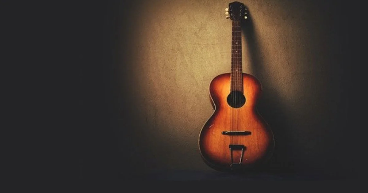 GUITAR.jpg