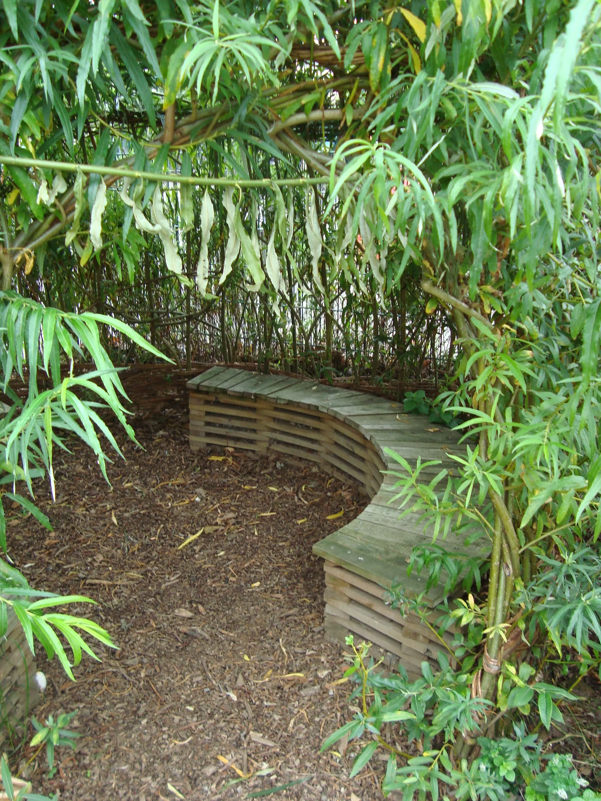 willow yurt pictures 002.jpg