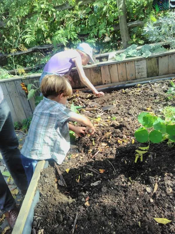 Families Go Wild in the Garden!