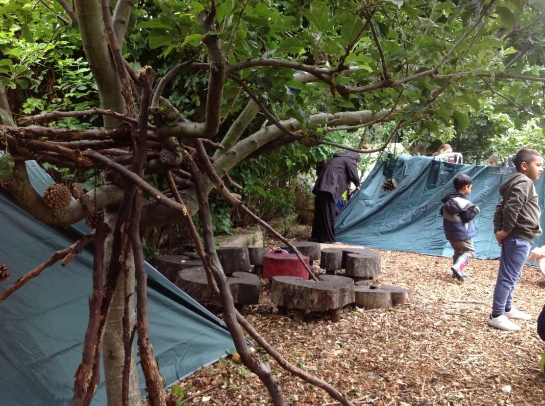 SUMMER HOLIDAY : Den Building Tuesday 26th August 