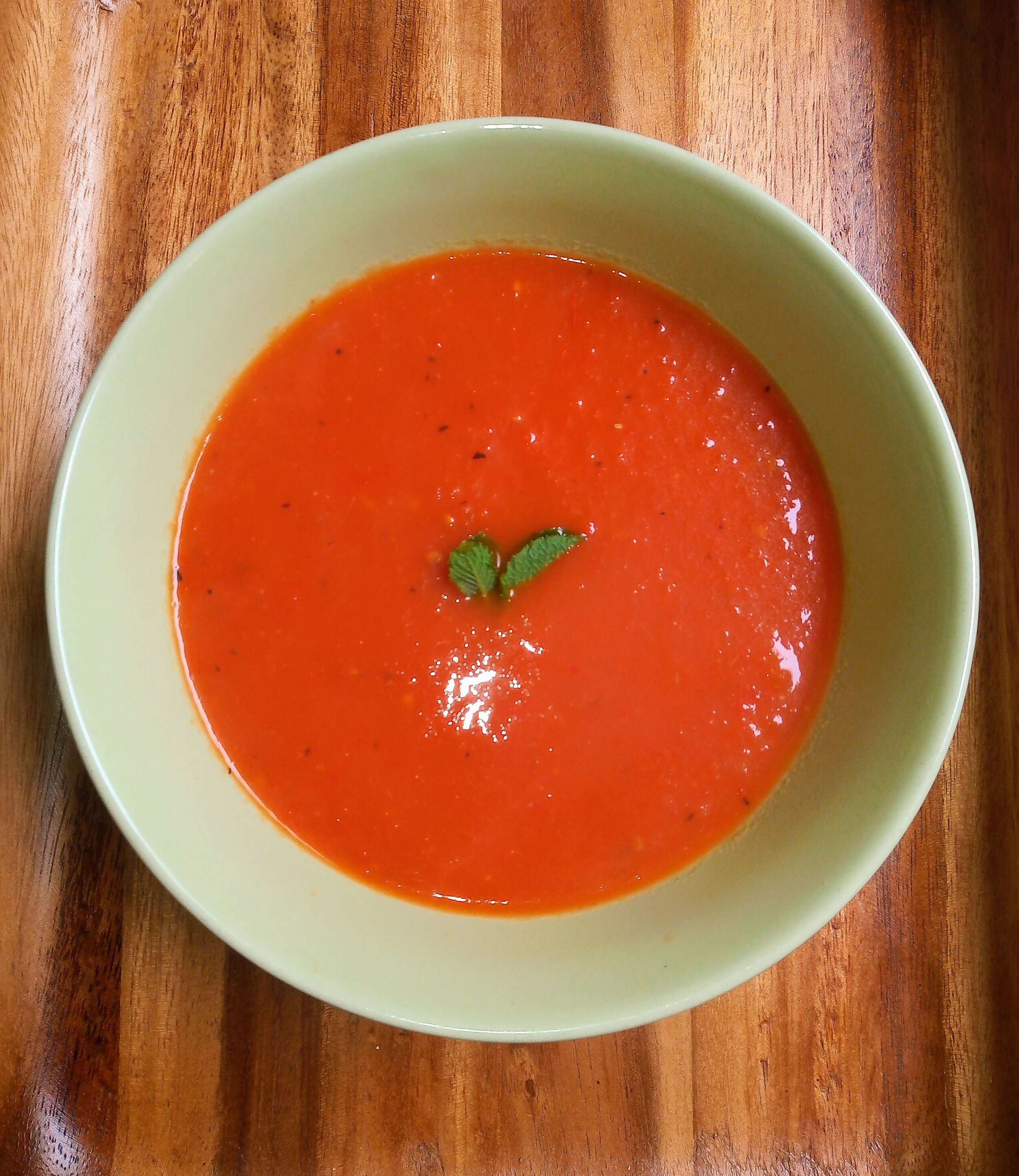 Fresh, Vegan, Tomato and Basil Soup