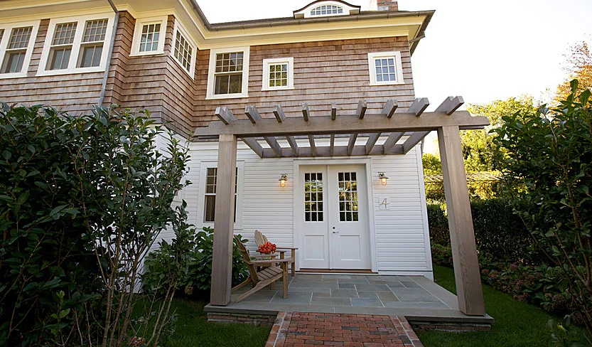 suite4_exterior.jpg