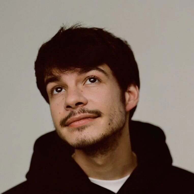 Living up the East London studio life himself, @rexorangecounty paid us a visit to talk his then upcoming release 'Pony'.
"A tangerine hoodie offsets his black jeans, a cigarette permanently being lit, smoked, and replaced during our conversati