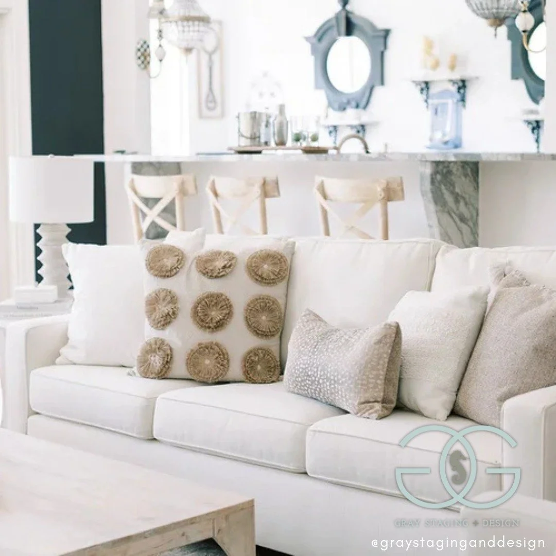Effortless elegance ✨ Layered neutrals, soft textures, and that &ldquo;welcome home&rdquo; feel buyers can&rsquo;t resist!

 #modernhome #livingroomstaging #graystaginganddesign #interiorstaging #RealtorPartner #indianapolishomes #realestateservices 
