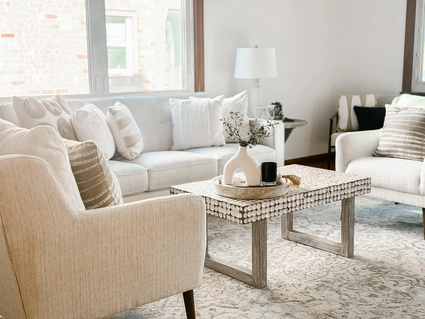 Sneak peek of today&rsquo;s stage in the Butler Tarkington neighborhood!  Close to so many shops at 56th and Illinois!  Details to follow! #indianapolisrealestate #butlertarkington #butlertarkingtonneighborhood #indianapolisrealtor #indytoday #meridi