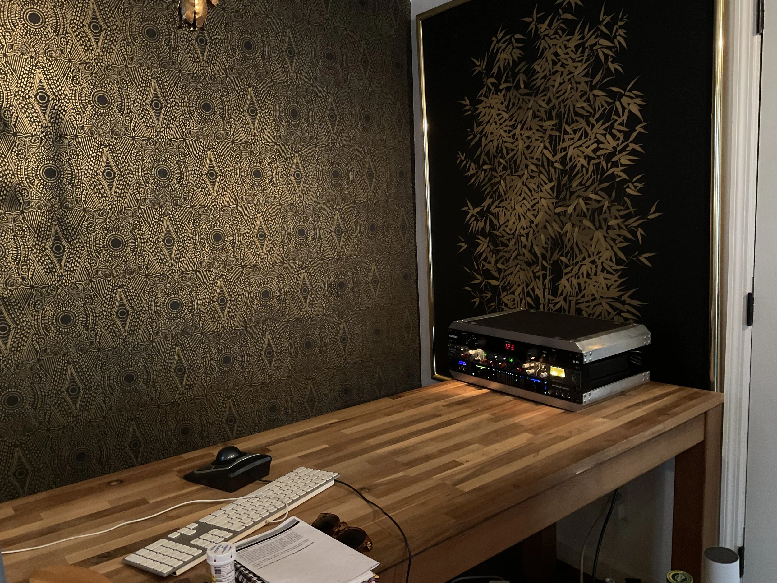 Woodhaven Dining Table IMG_0224.jpeg