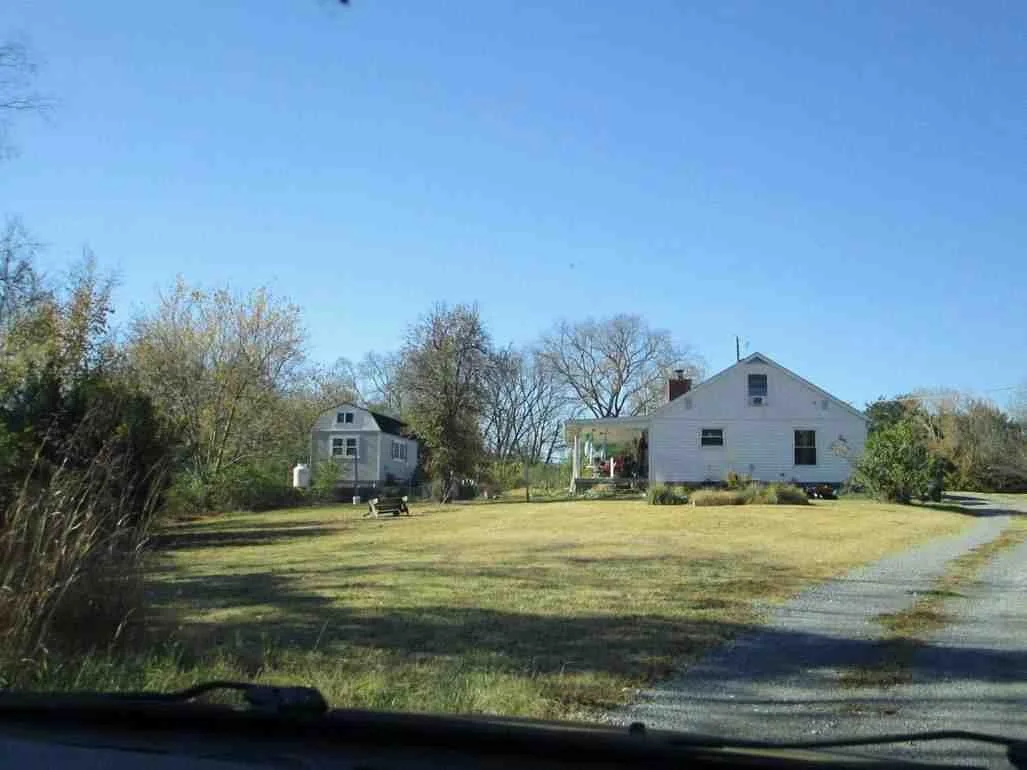 Farmhouse and Tiny Appraisal Validation - 3707 WHITES CREEK PIKE.jpeg