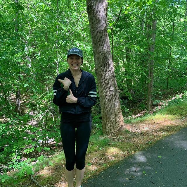 Happy Saturday and belated Earth Day!!! These are pics from our outdoor outing to the Greenway in Charlotte last Saturday!

Those of you who know me, know how obsessed with Nature I am. Taking a long walk outside is pretty much my best life. 
Althoug