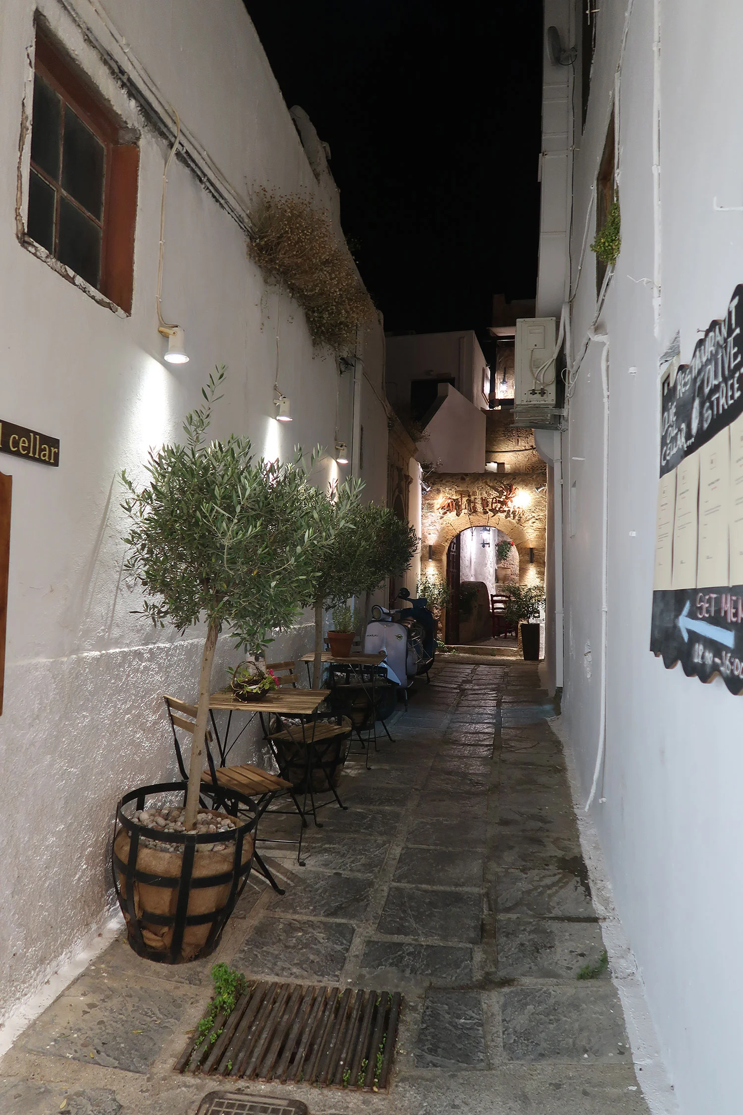 A cute side-street you can see in my sketchbook