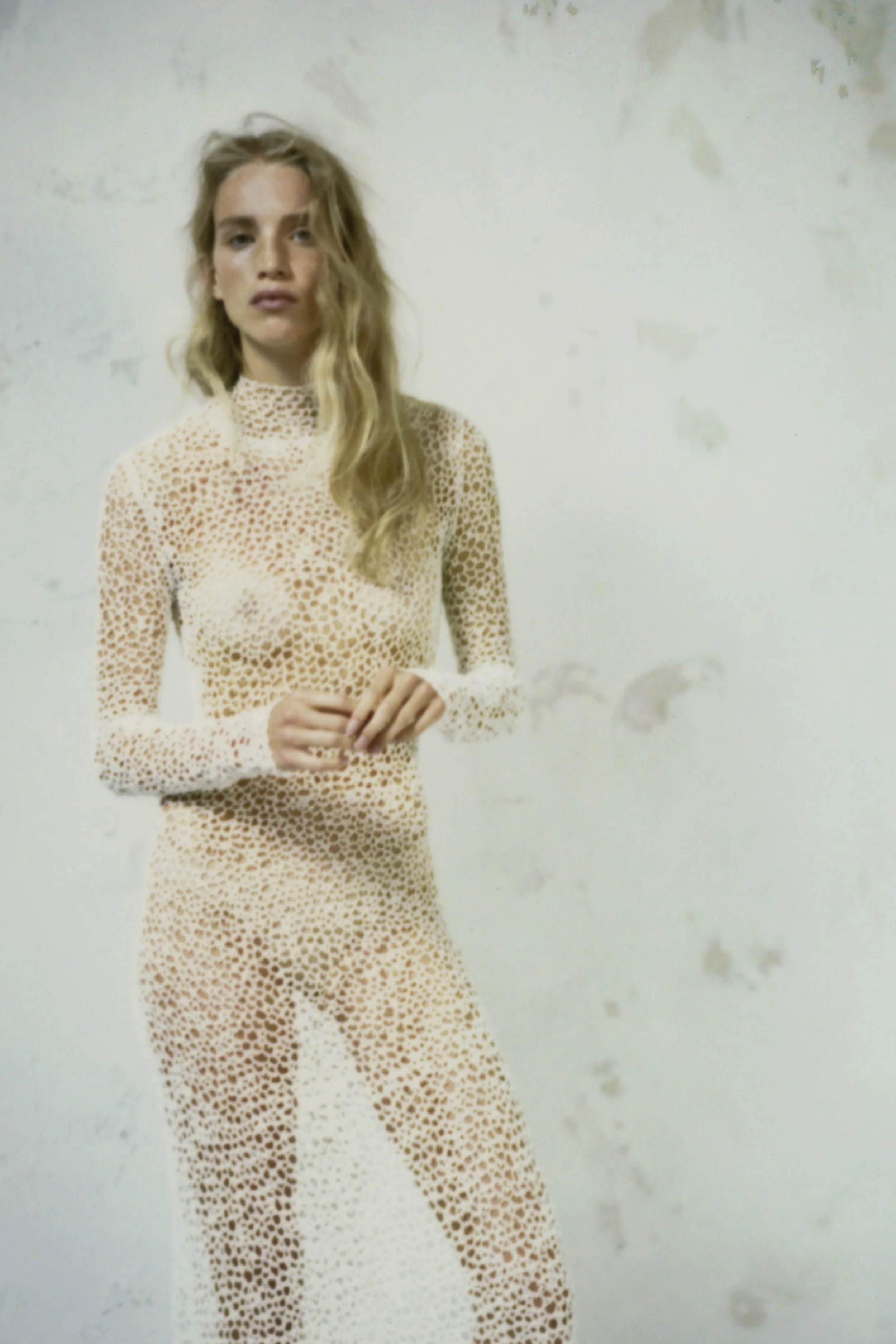 00002-khaite-collection-spring-2019-ready-to-wear.jpg