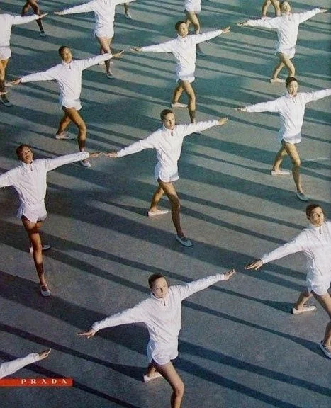 Prada, 2001