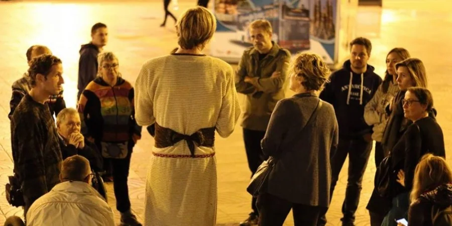 Ponencias de 2º #TodosDurmiendoEnLaCalle en plaza españa (Vídeos)