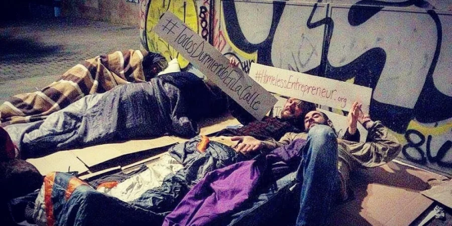 4º #TodosDurmiendoEnLaCalle en Plaza Universitat (9-10 Dic.)