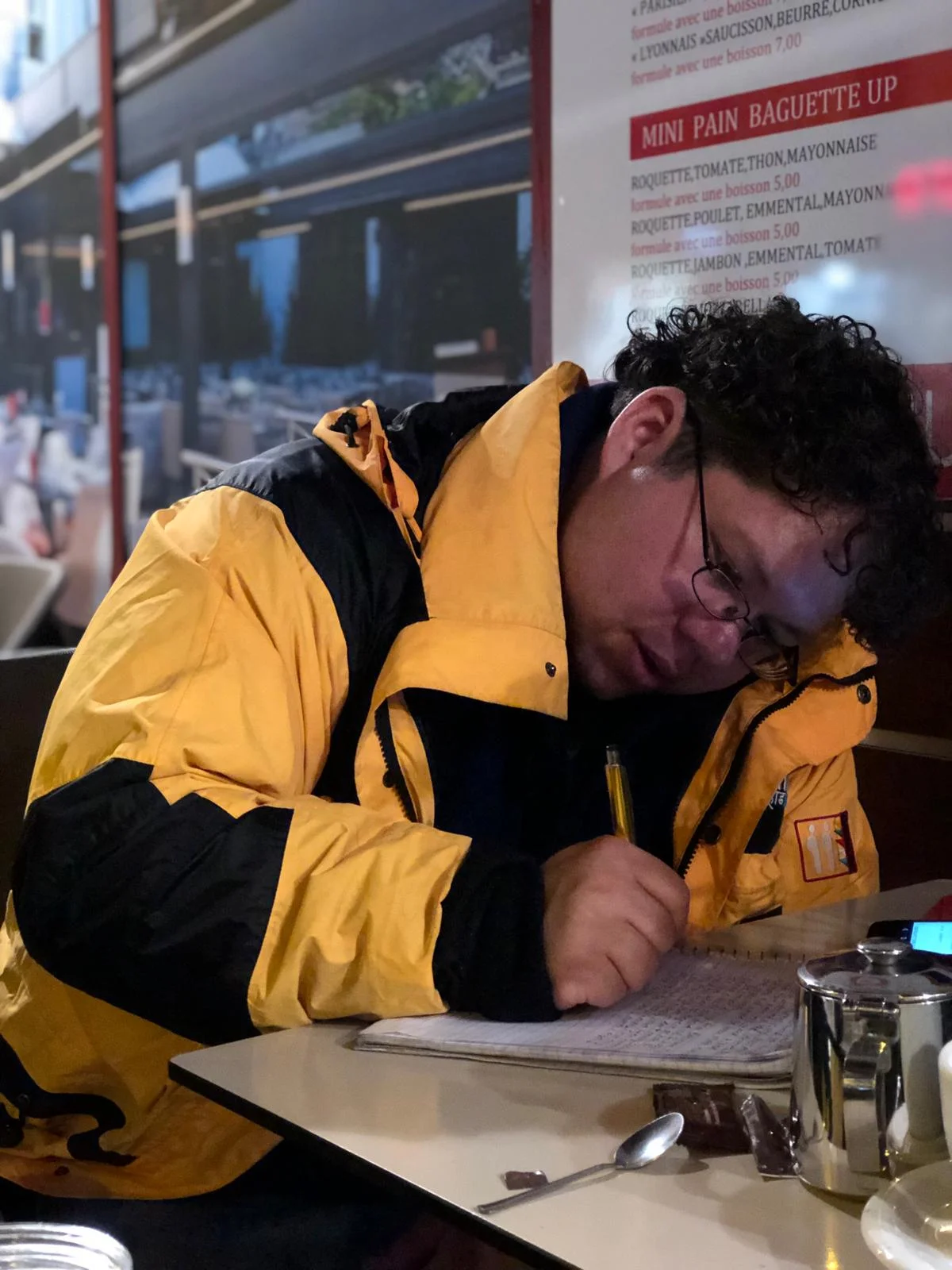 #HE JOURNALIST SLEEPING OUT IN #CANNES2019- 33RD ESITS SLEEPOUT