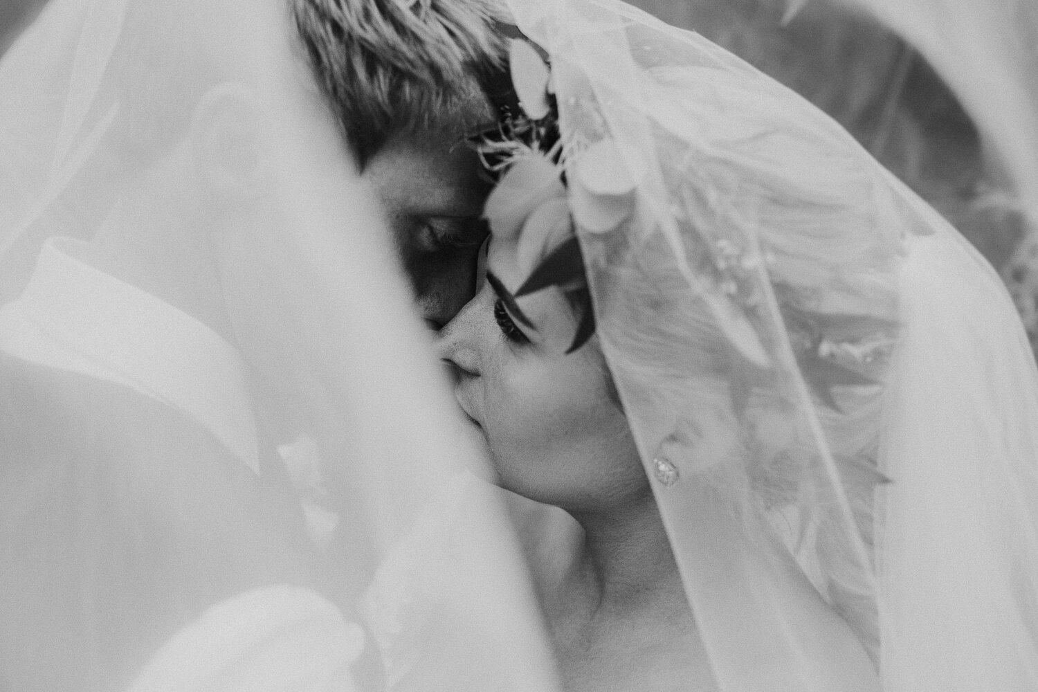 Norfolk_Alternative_Wedding_Photographer-90.jpg