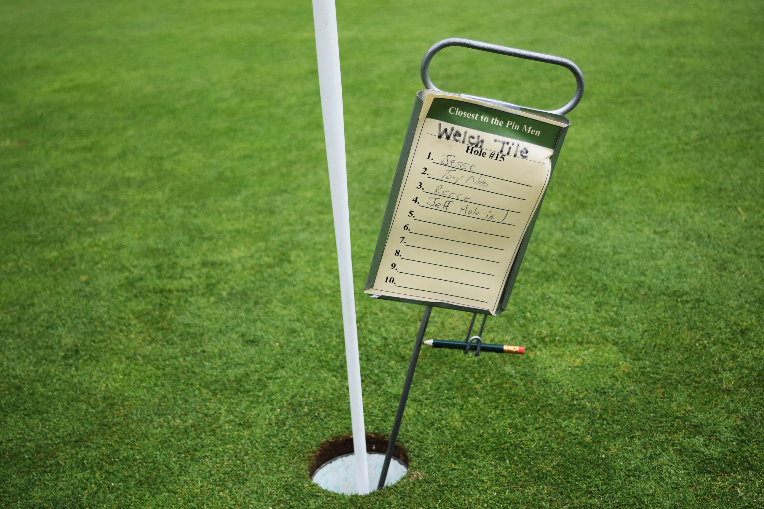Competition card for “closest to pin”.