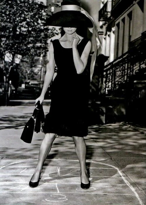 blackdress 6.jpg