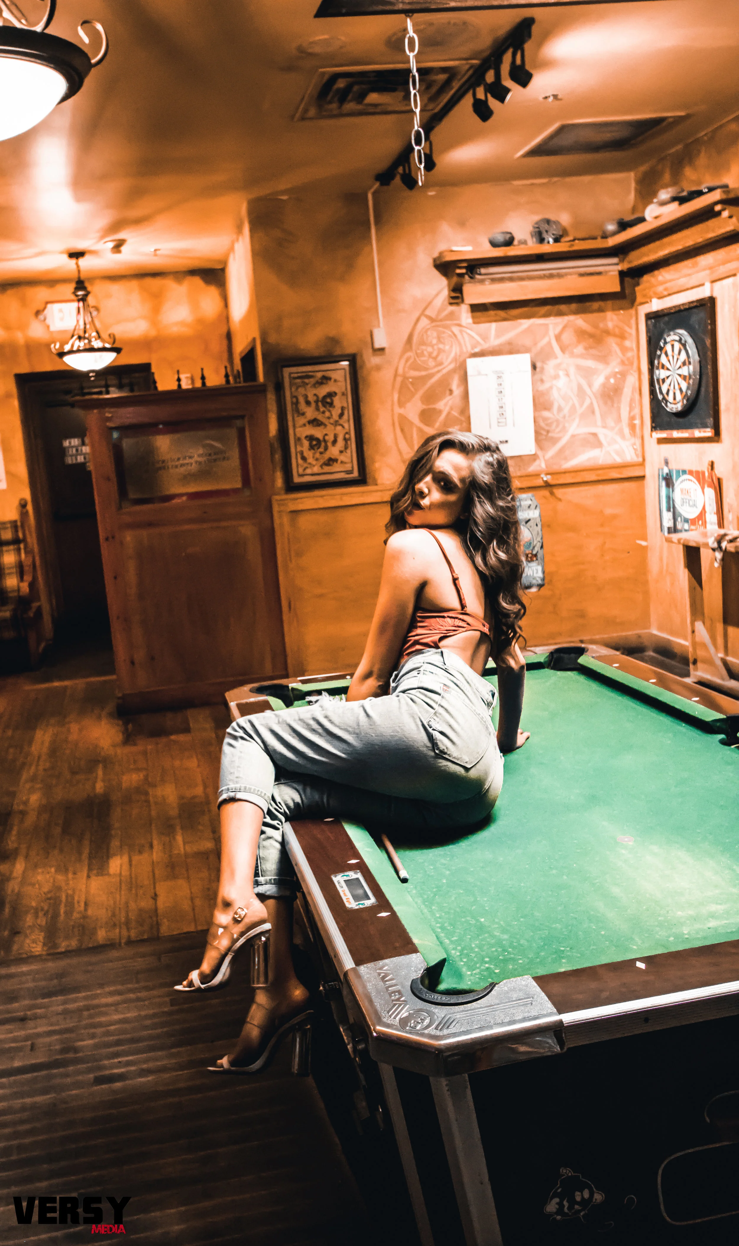 Mollys Pub Shot 2.jpg