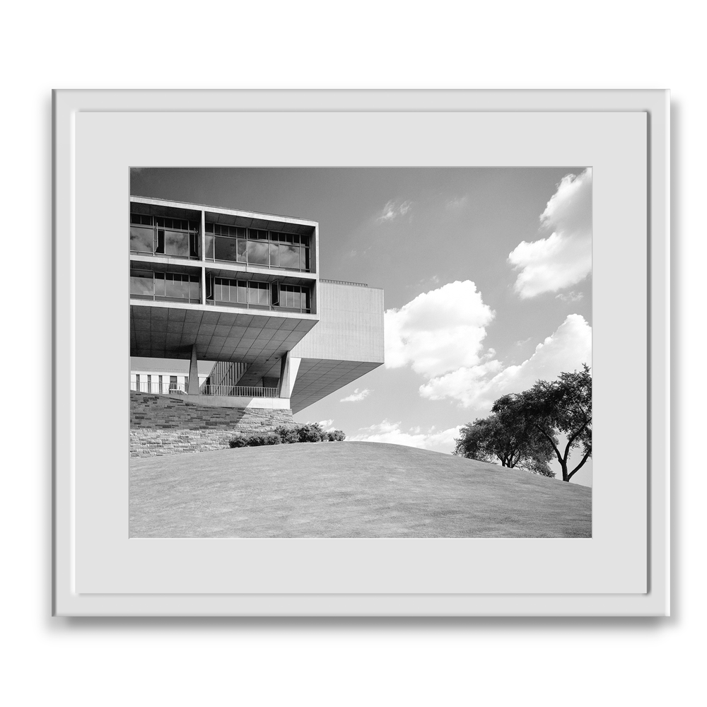 EERO SAARINEN 【洋書】 Eero Saarinen: Milwaukee Art Museum — The Modernist Collection