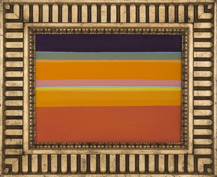 Arv - Åse Andas endeløse landskap hviler, vibrerer og stråler innenfor 100 år gamle rammer.