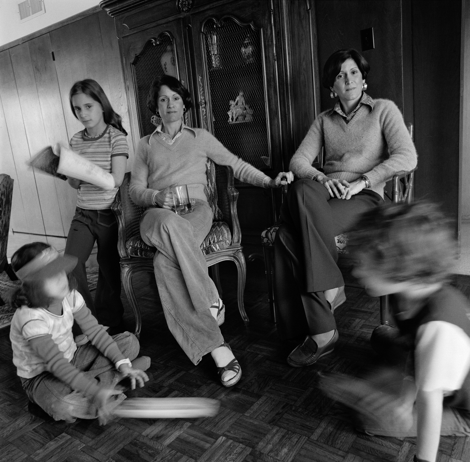 Rochelle & Adele with children, Houston, TX, 1978