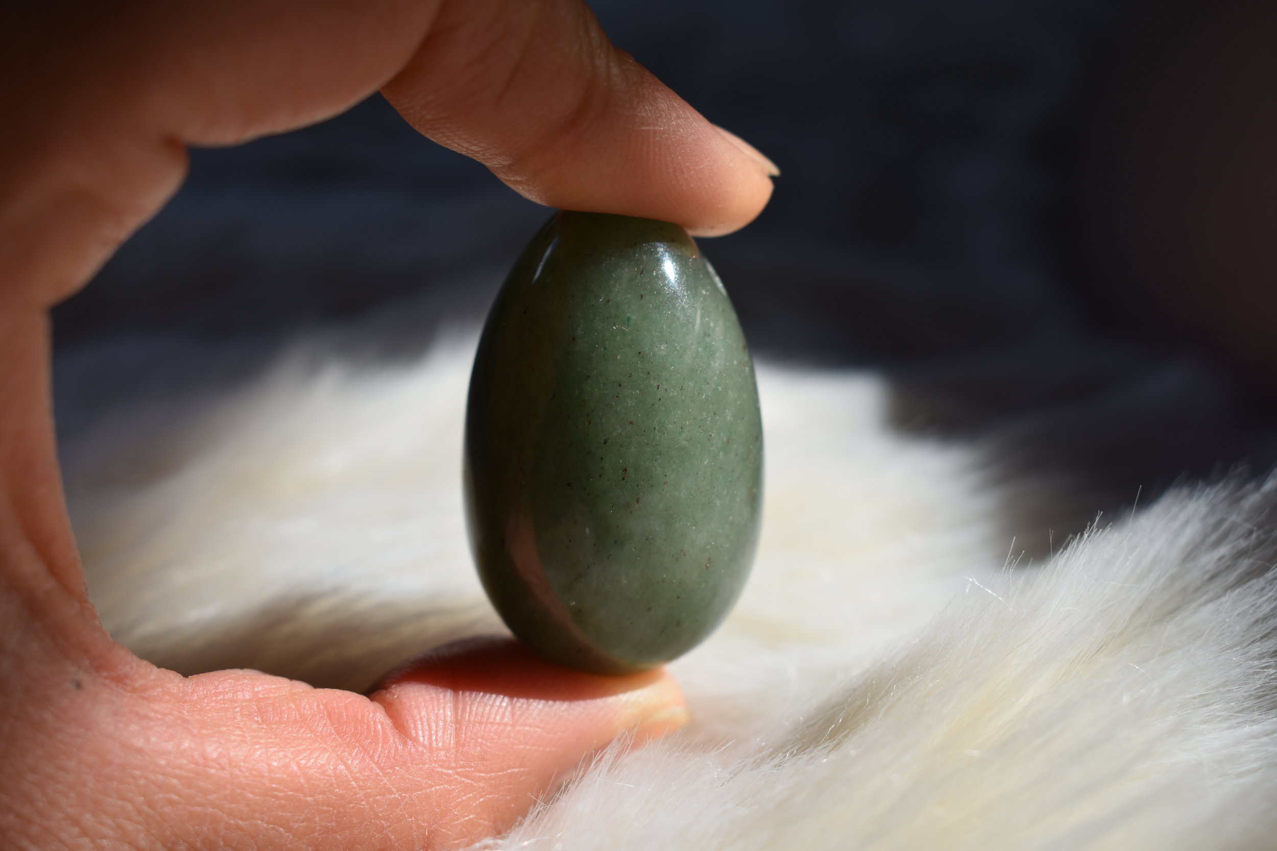 Jade yoni egg