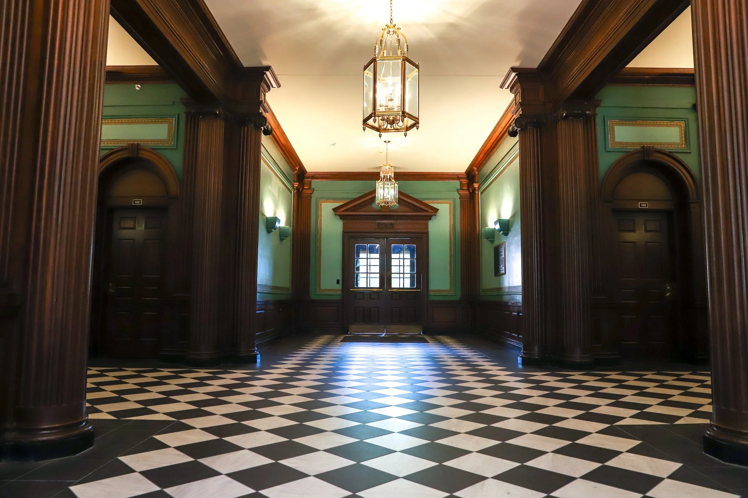 Williamsburg Conference Packages & Public Keynote Events