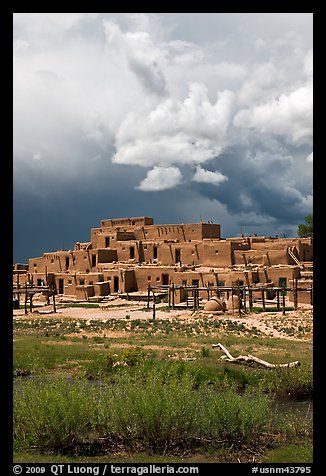  Multistoried Pueblo structure in Taos, New Mexico. From https://www.terragalleria.com/america/new-mexico/taos/picture.usnm43795.html 
