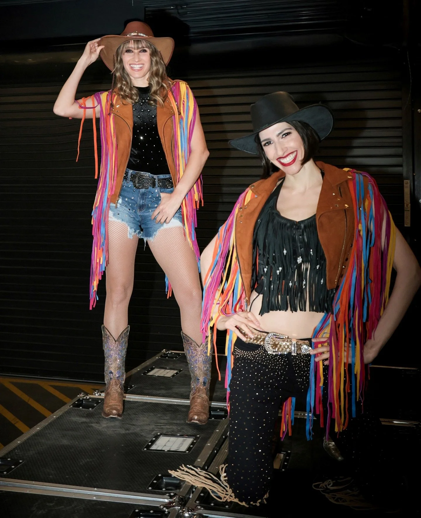 ¡LOS ÁNGELES! 🥰🇺🇸🌵🤠 yeeeeehawww!!! 
Aún seguimos con el corazón lleno después de lo que vivimos anoche con ustedes en el YouTube Theater.
¡Qué energía, qué entrega, y que bonito escuch