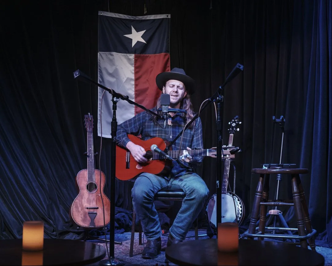 Deeply grateful to everyone that made it out to @andersonfairtx last night.  It's one of my favorite venues in the world and I don't take the honor of stepping on stage lightly.  Thanks for listening y'all!
.
The new single, "Nobody in this Worl