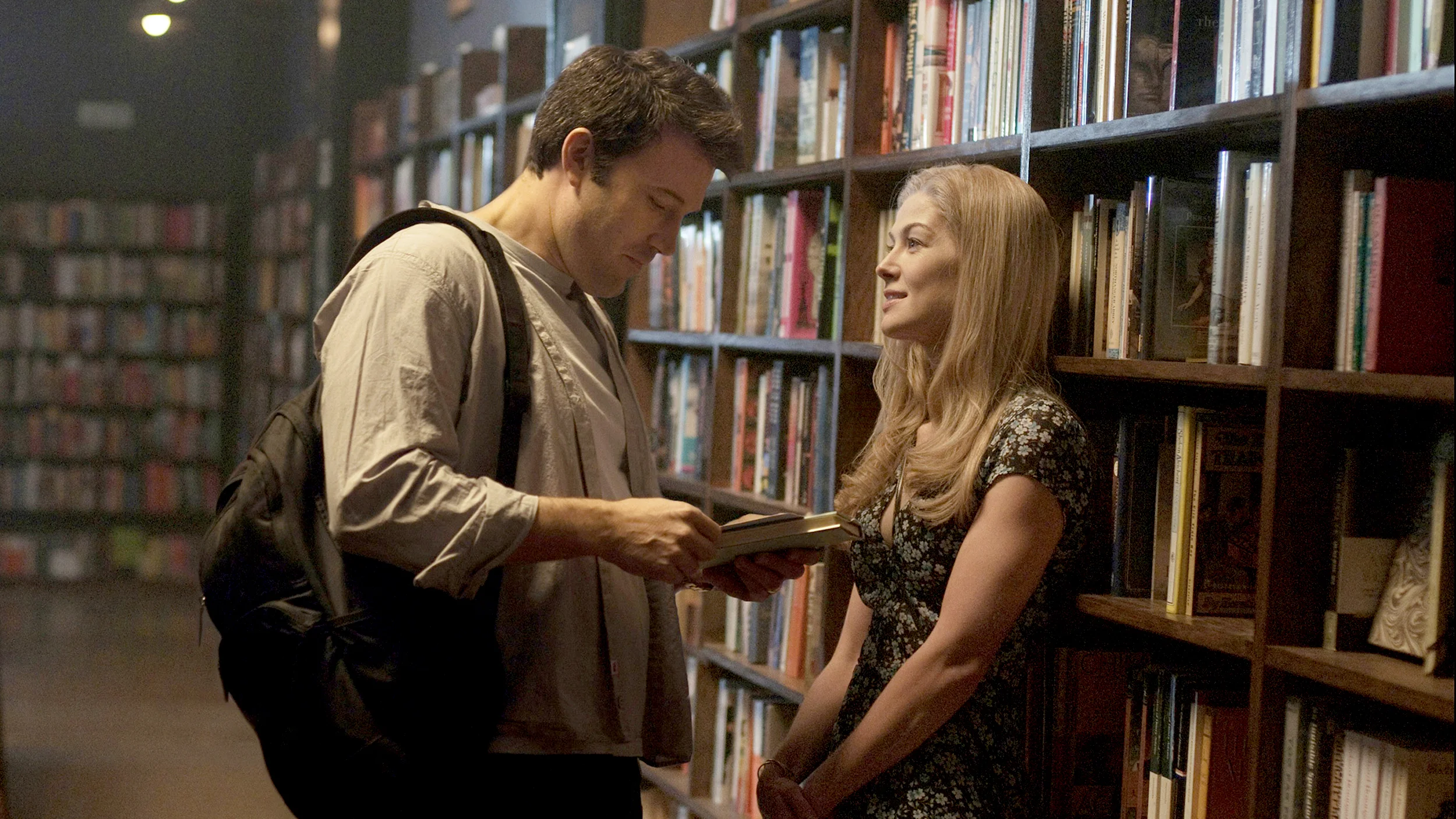 "GONE GIRL" (2013) - IN-HOUSE VFX COMPOSITOR Primary involvement as an "In-House" VFX Compositor, with duties extending from image stabilization, to hundreds of "split-screen" composites of all difficulties, and beyond. Our "In-House" team, comprised of senior compositor, Christopher Doulgeris, and myself - a junior compositor at the time - handled the vast majority of the film's visual effects, primarily dealing with "invisible effects".