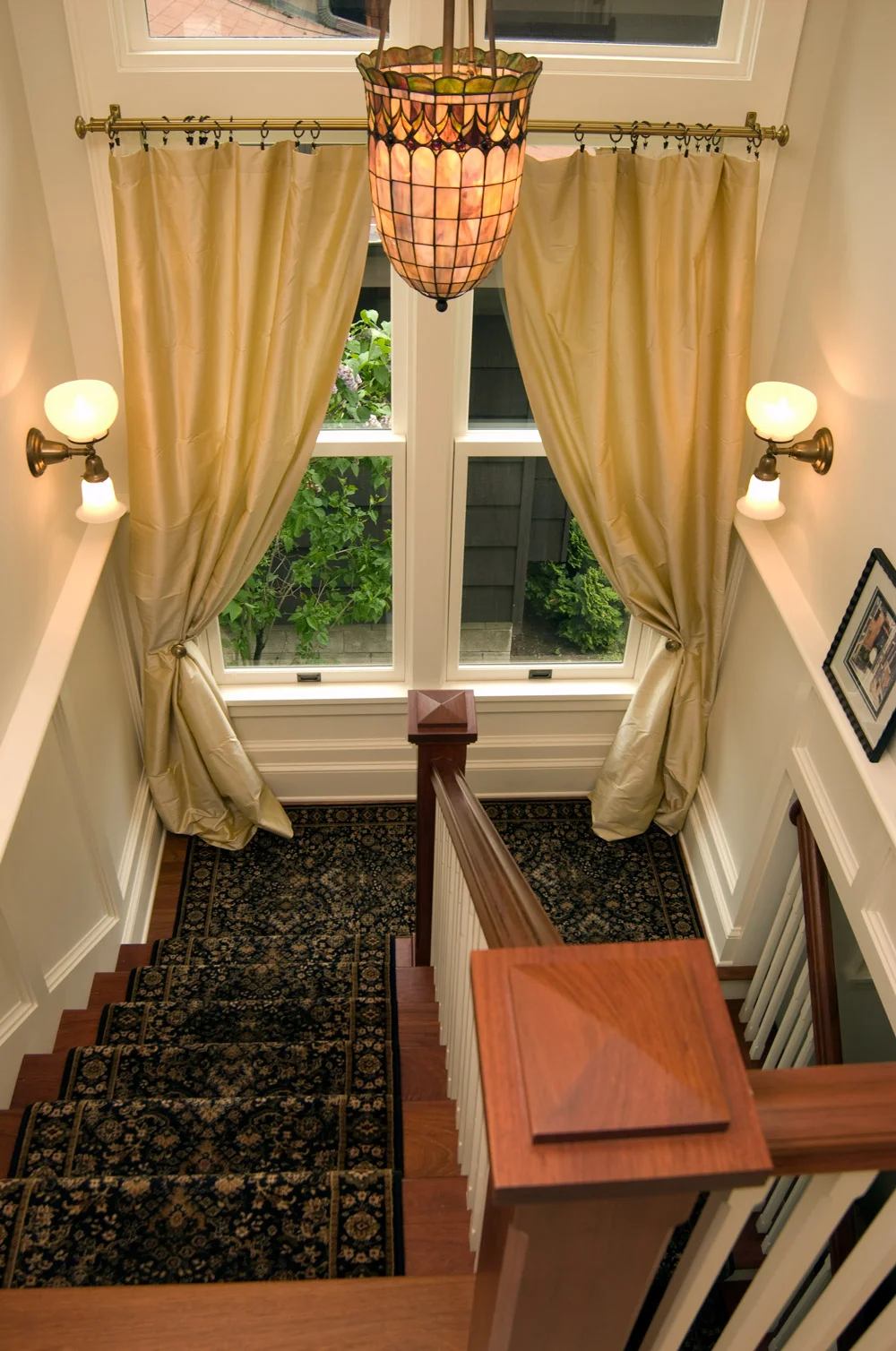Victorian-Stair.jpg