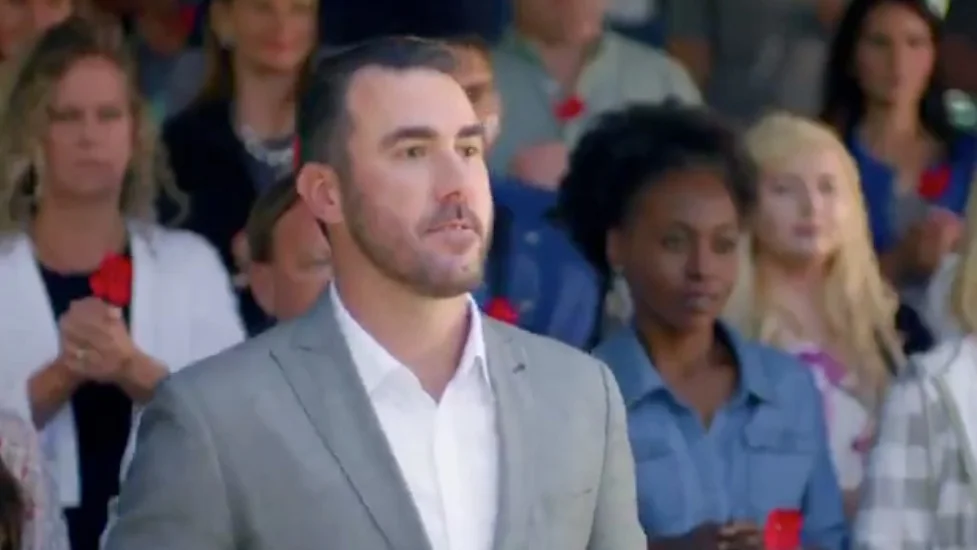 Proud to partner with @USAA this #MemorialDay to remember those who made the ultimate sacrifice to protect our freedom. Dedicate a poppy to Honor a Fallen Hero at PoppyInMemory.com 