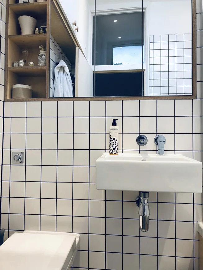 bathroom makeover7.jpg