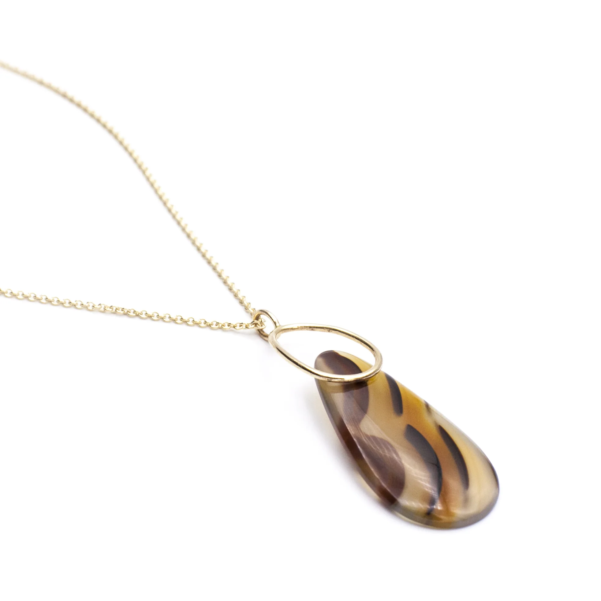 MM_2017_14K Agate Form Pendant 08.jpg