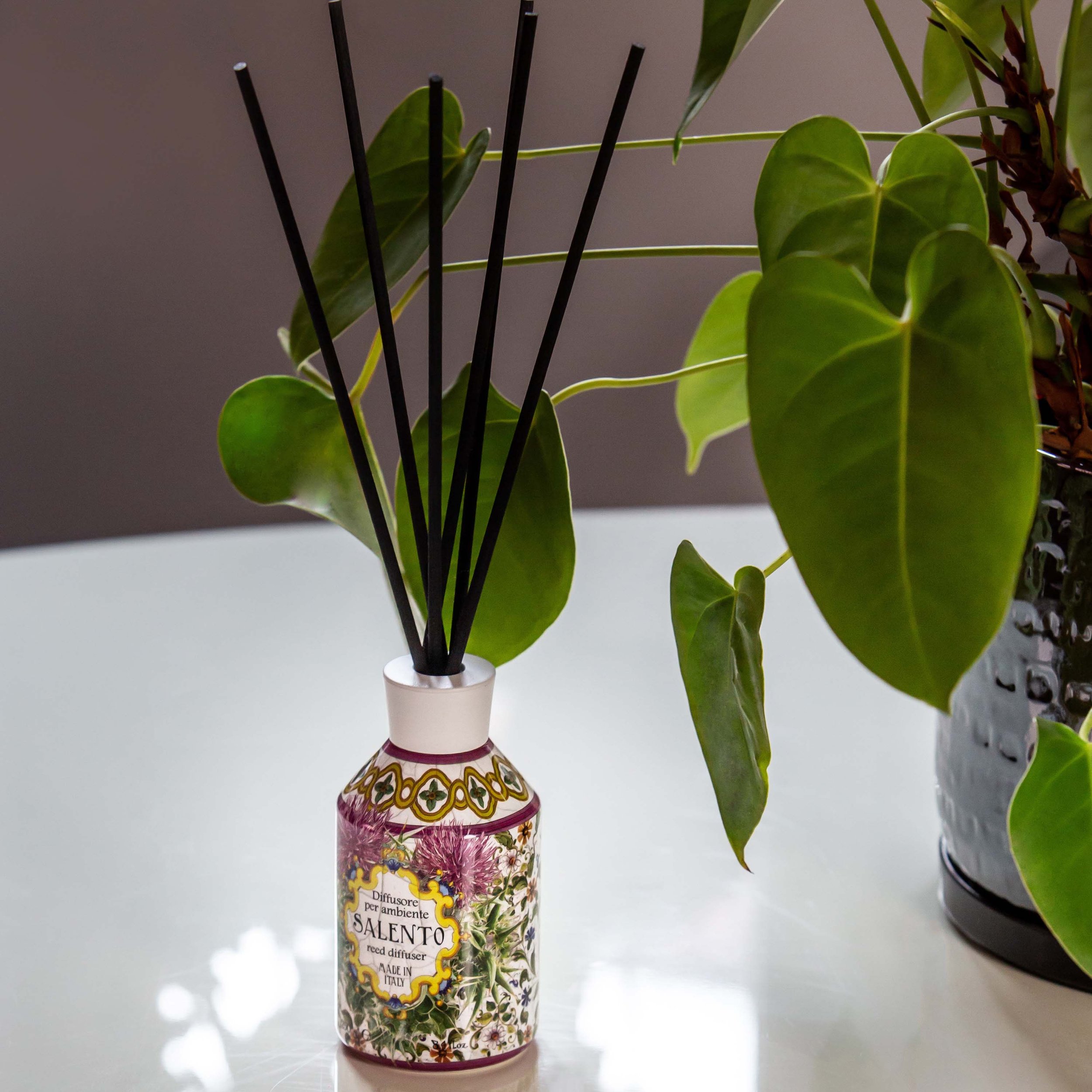 #CC-3414 Salento Diffuser Lifestyle 300dpi RGB SM.jpg