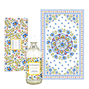 Rosemary Mint fragrance liquid hand wash in glass bottle with coordinating  tea towel in decorative gift box — Le Cadeaux