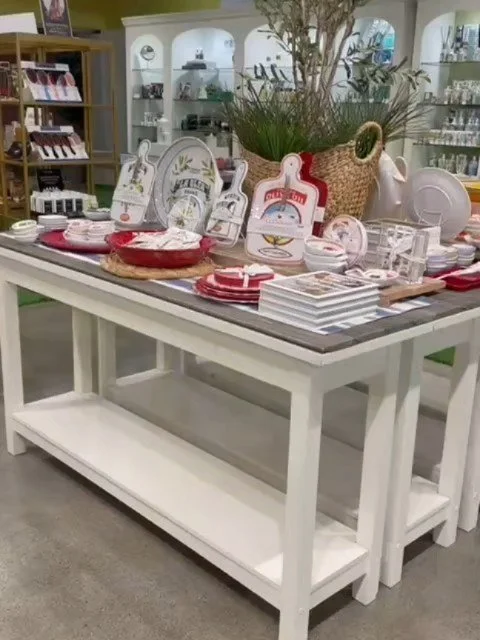 Hello Las Vegas!!! We are continuing our across the USA show tour to share our new Paloma collection, new gift sets from Le Cadeaux, and captivating new fragrances from @rudyprofumi.

We have not to be missed &ldquo;write at the show&rdquo; specials.