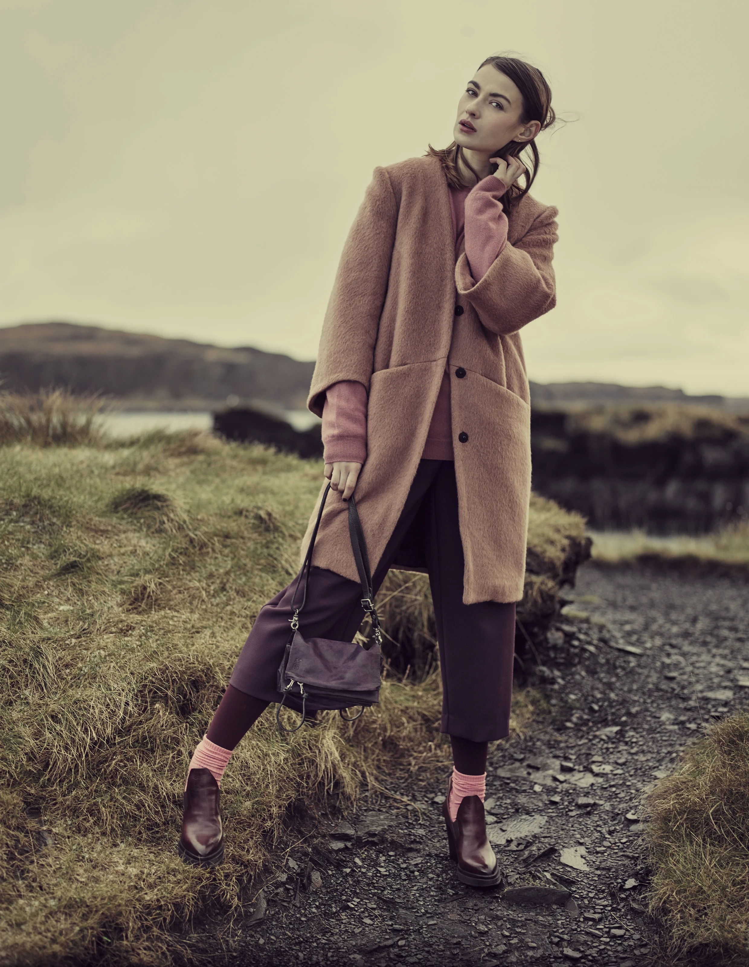 blank_communication_as98_aw17_2480x1600_06.jpg