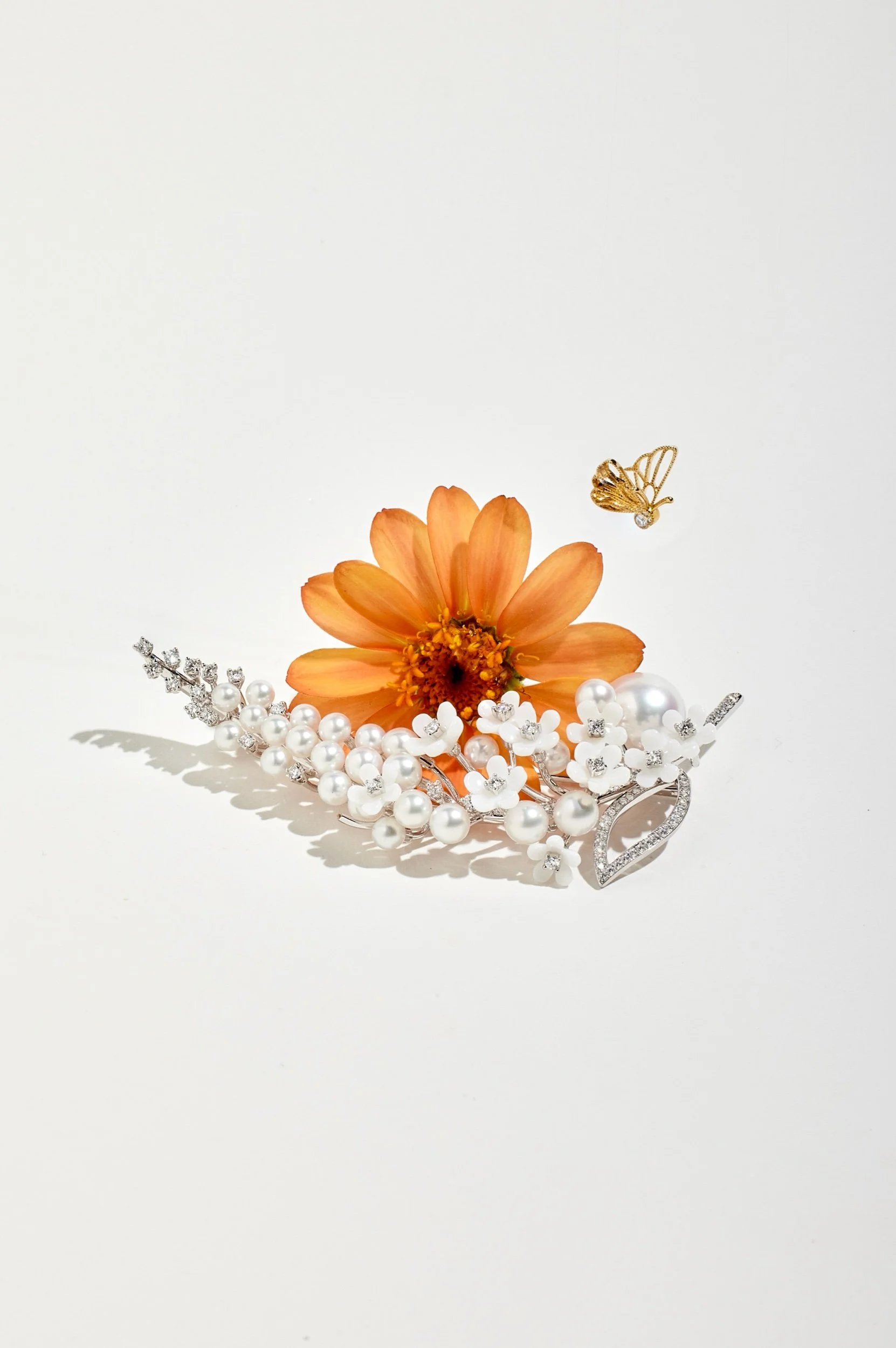 02_floral_2_0073_broach.jpeg