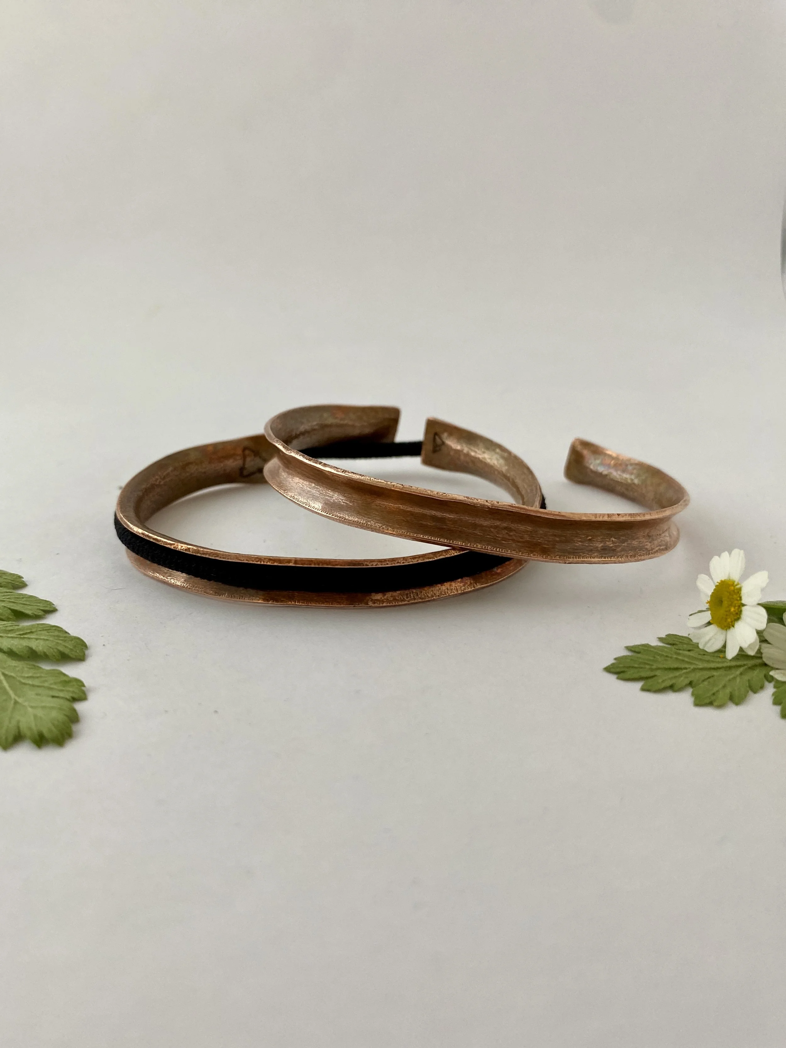 simple-wealth-bangle