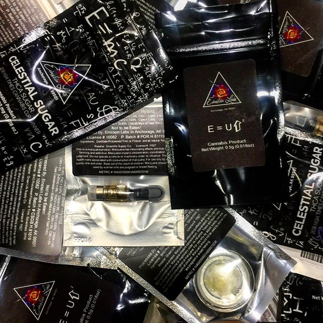 Another Einstein drop here at Greenlife! The clearest dabs you can find and some of the tastiest carts 💎😍💨 #Greenlife #EinsteinLabsAK #THCA #DistillateCarts #Terps #AlaskaCannabis #Dabs
Greenlife Supply Co.
License 11927 (1) “Marijuana has intoxicating effects and may be habit forming and addictive.”;
(2) “Marijuana impairs concentration, coordination, and judgement. Do not operate a vehicle or machinery under its influence.”;
(3) “There are health risks associated with consumption of marijuana.”;
(4) “For use only by adults twenty-one and older. Keep out of the reach of children.”;
(5) “Marijuana should not be used by women who are pregnant or breast feeding.”