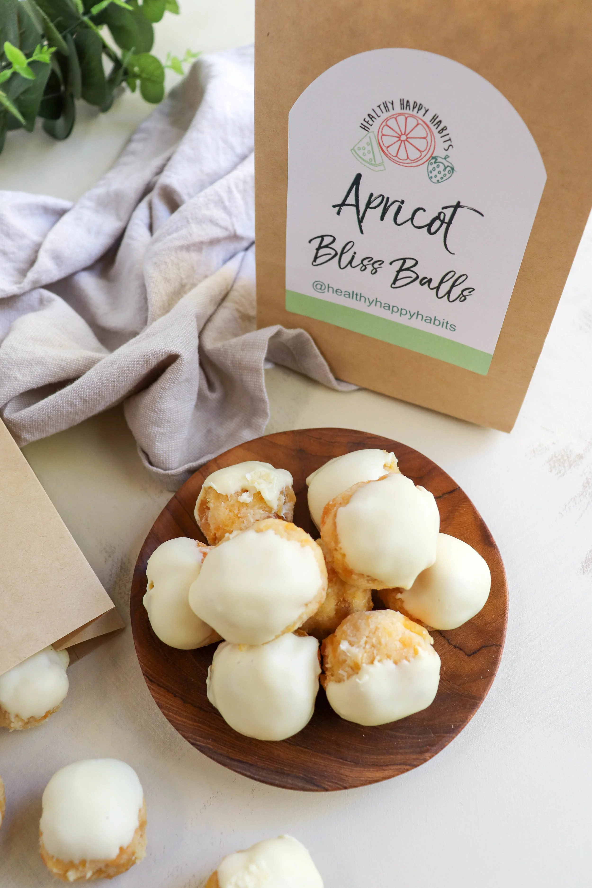 Apricot Bliss Balls