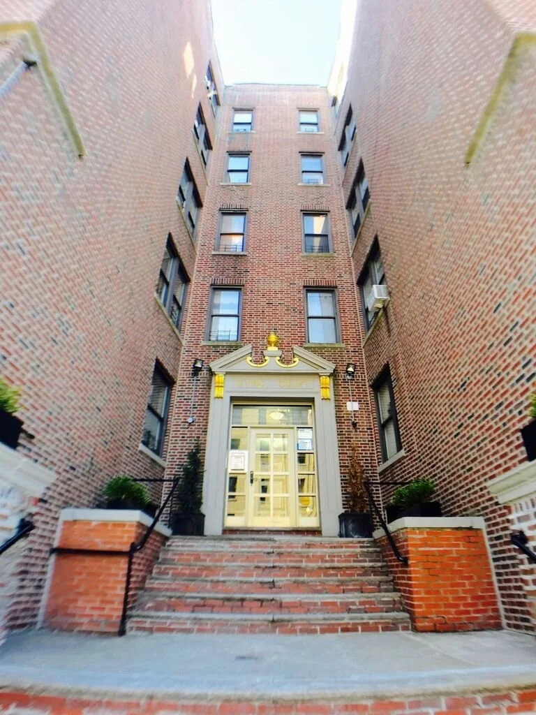 830 West 177 #4A_2BR_$2000