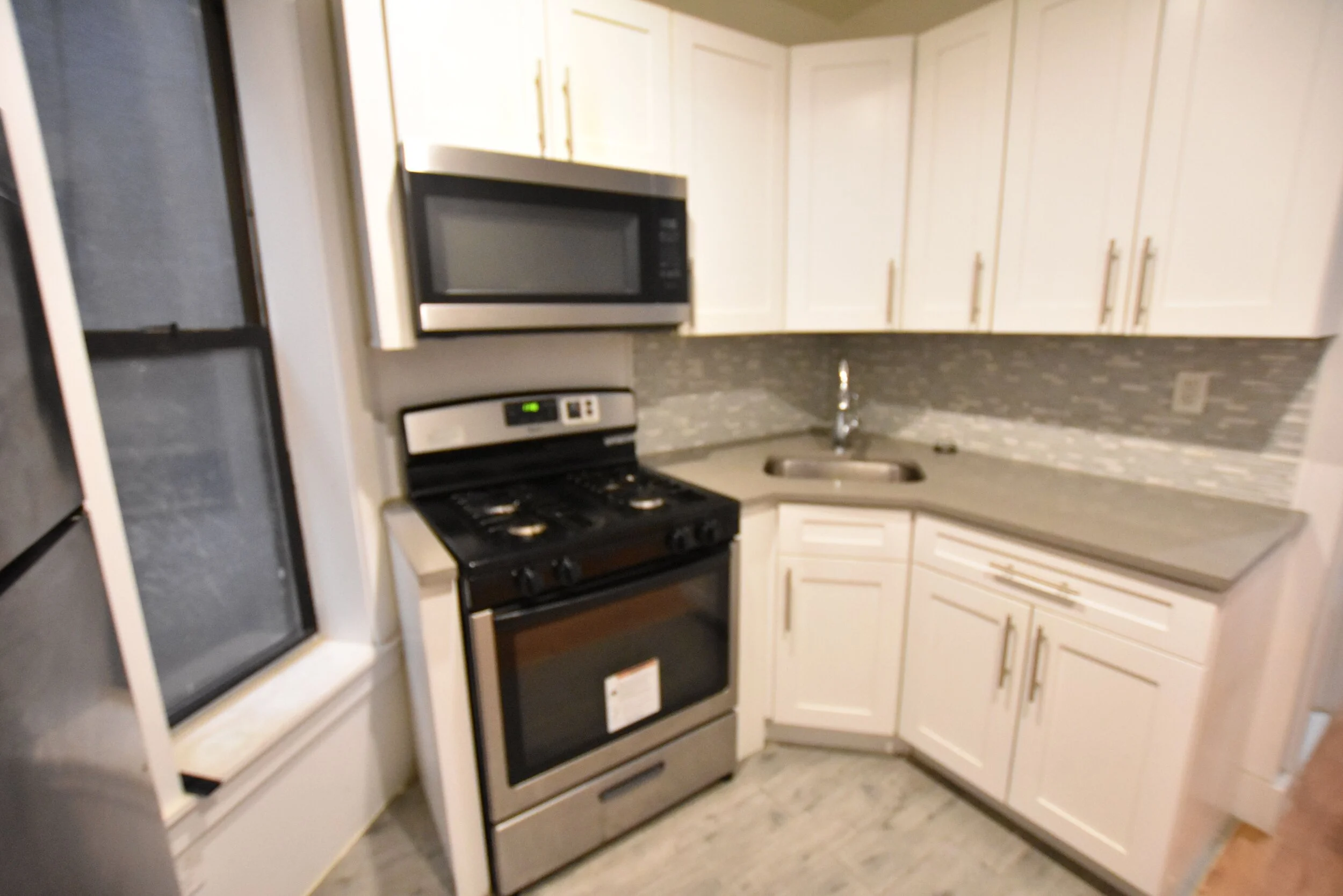 137 Alexander Avenue #8_2BR_$2000