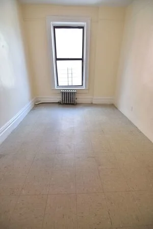 398235973.jpg
