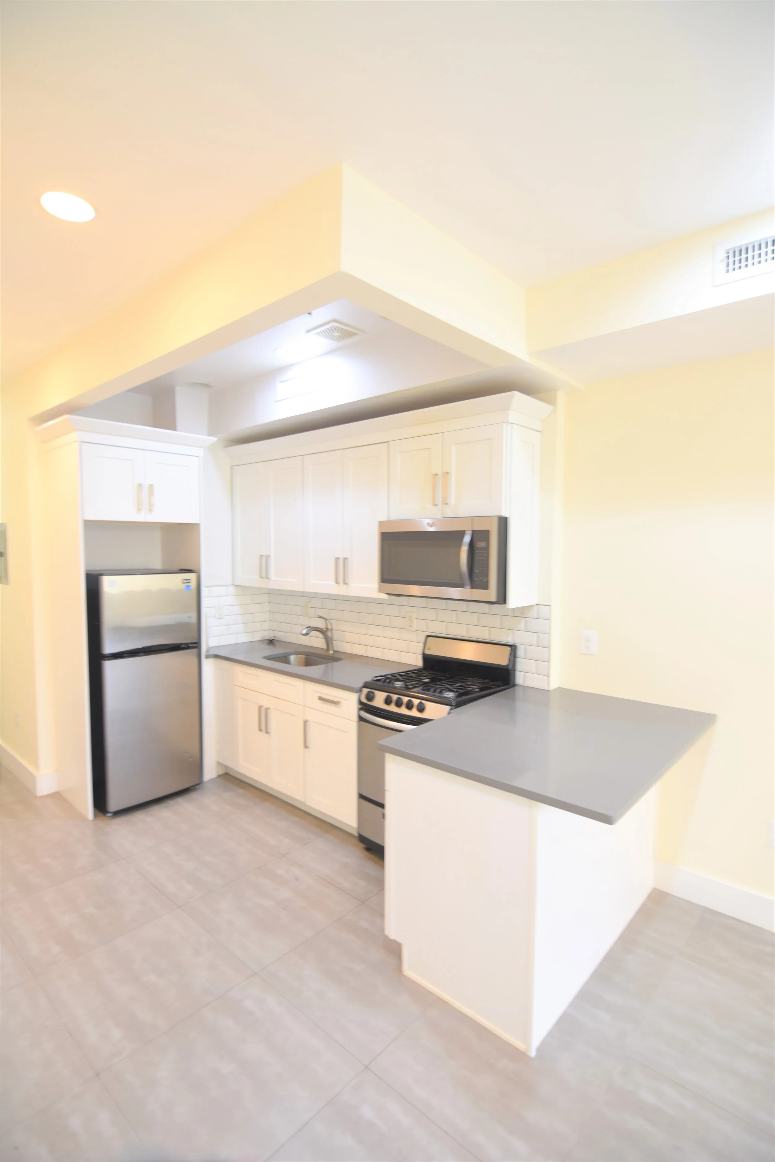 356 Willis Avenue #6_Studio_$1575